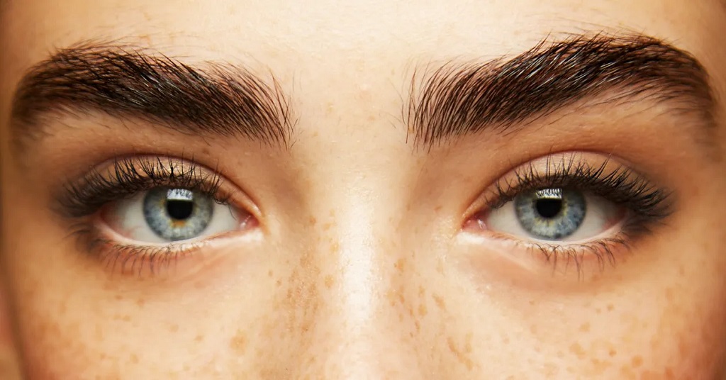 What is the method of eyebrow threading?
